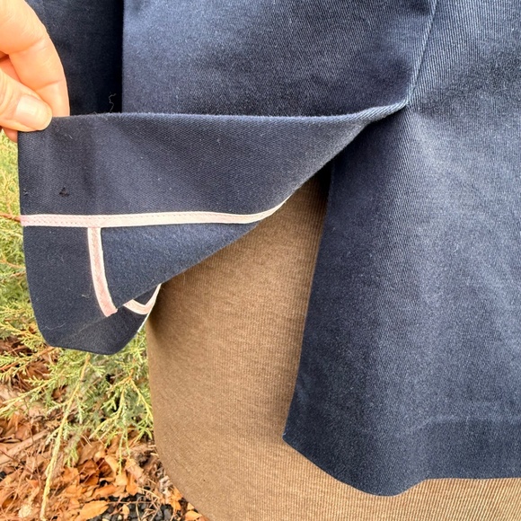 Classic Brooks Brothers Tailored Navy Blazer - Picture 10 of 16